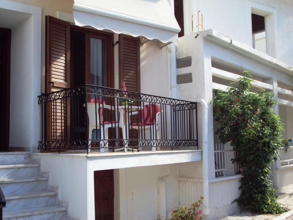 Sunshine Pension Pythagóreion Exterior foto